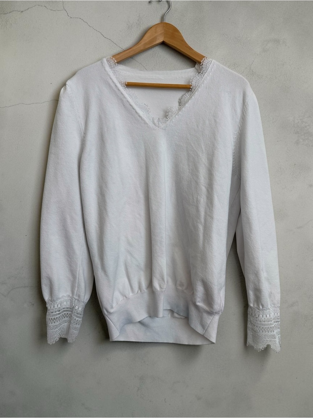 White V‑Neck Lace Trim Women's Sweater